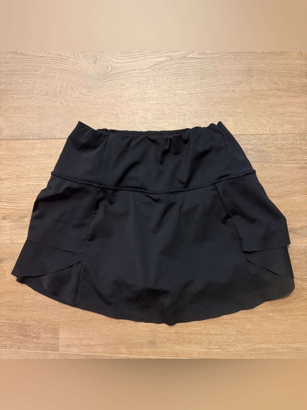 Athleta Women’s Athletic Black Skort, Ruffle Tier, Drawstring Waist, Size XXS